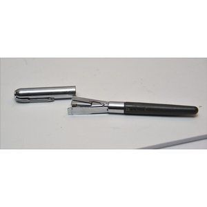 VINTAGE DUO FAST MINIATURE POCKET STAPLER **UNTESTED** looks like pen